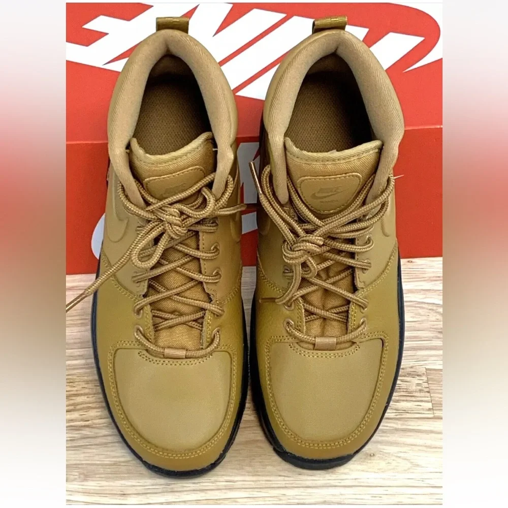 Nike Manao Leather Boots Sneakers Youth Kids Size 6Y BQ5372-700 Wheat Tan